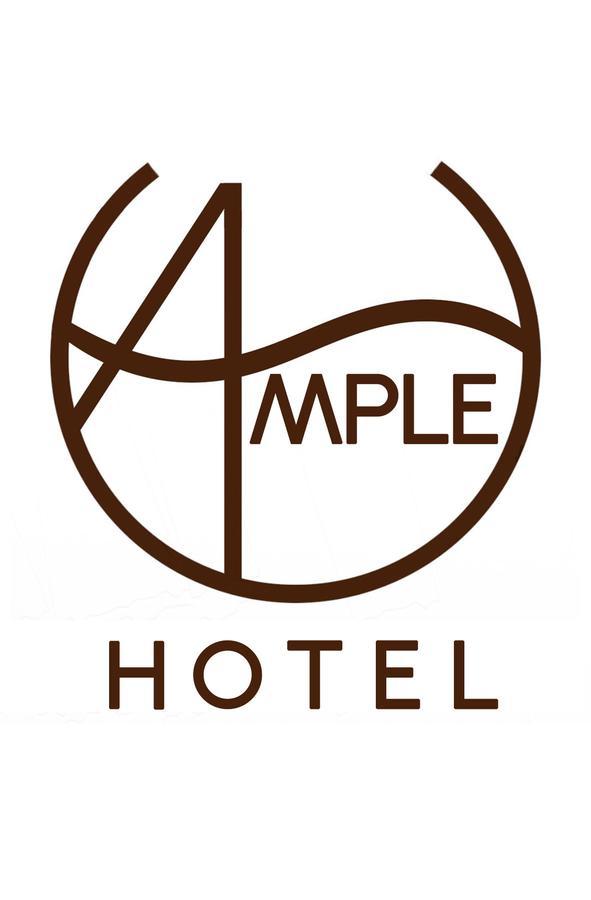 Ample Hotel Skudai Esterno foto