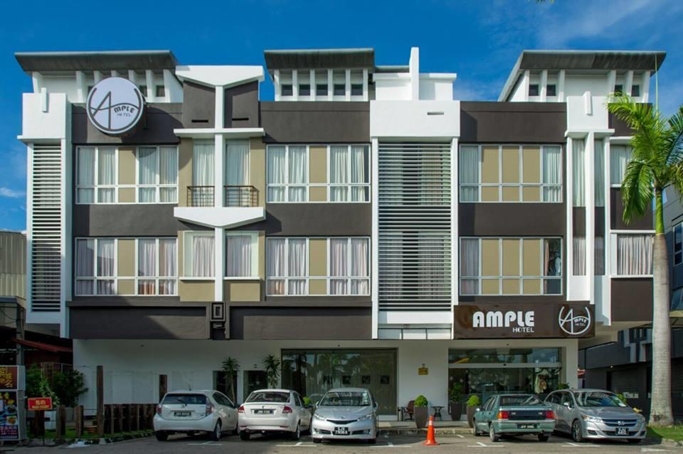 Ample Hotel Skudai Esterno foto